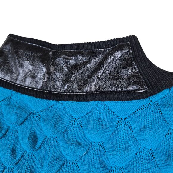 Jamie Sadock Knit Scale Scallop Top M Sleeveless Black Blue Full Zip Colorbock - Picture 7 of 7